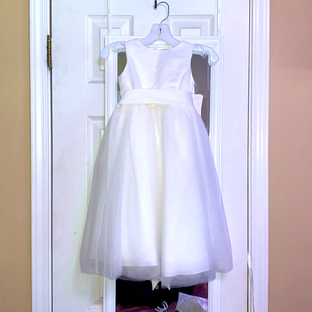 Adorable flower girl dress